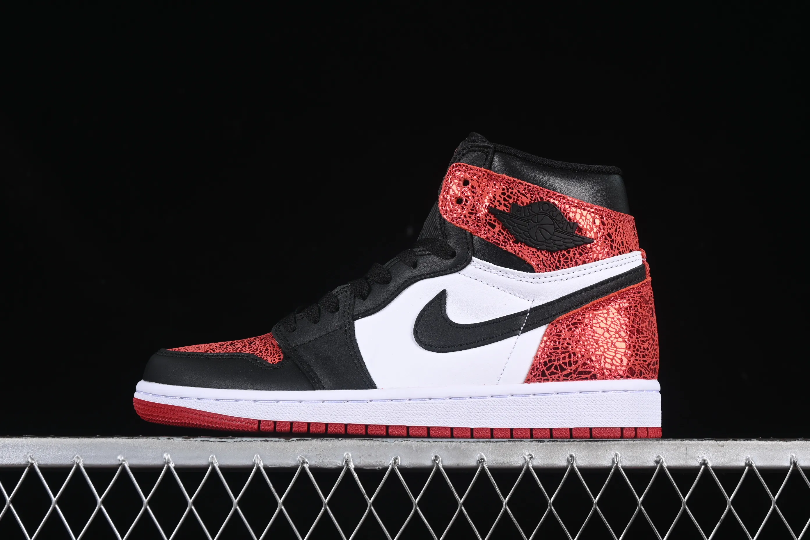 All categories Air Jordan Jordan series basketball shoes Air Jordan 1 High Air Jordan 1 High OG "Ruby" AJ1 Joe 1 Ruby high-top basketball shoes FD2596-602
